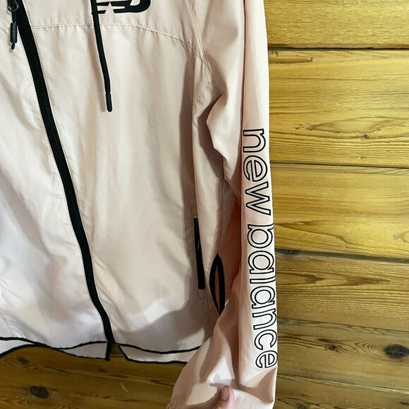 New Balance Light Weight Pink Runners Wind Breaker Jacket Size Large - Picture 3 of 6